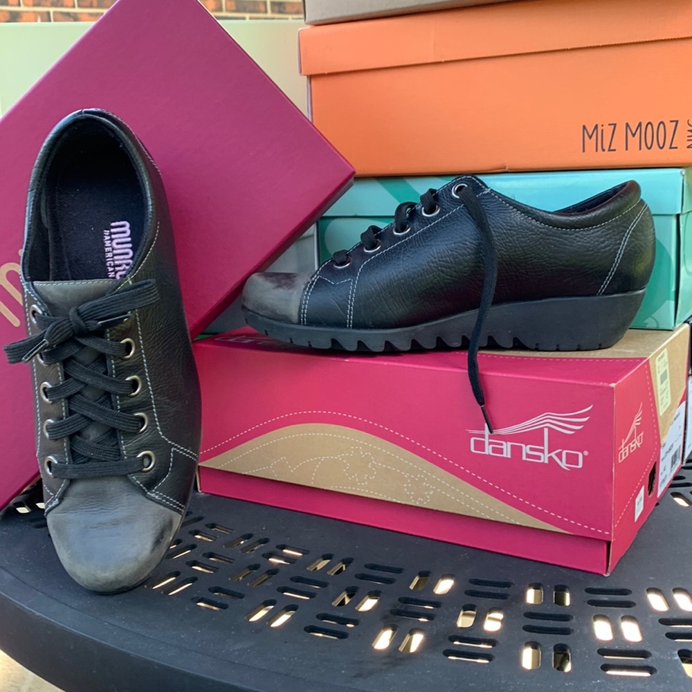 Munro black and grey shoes/wedges
